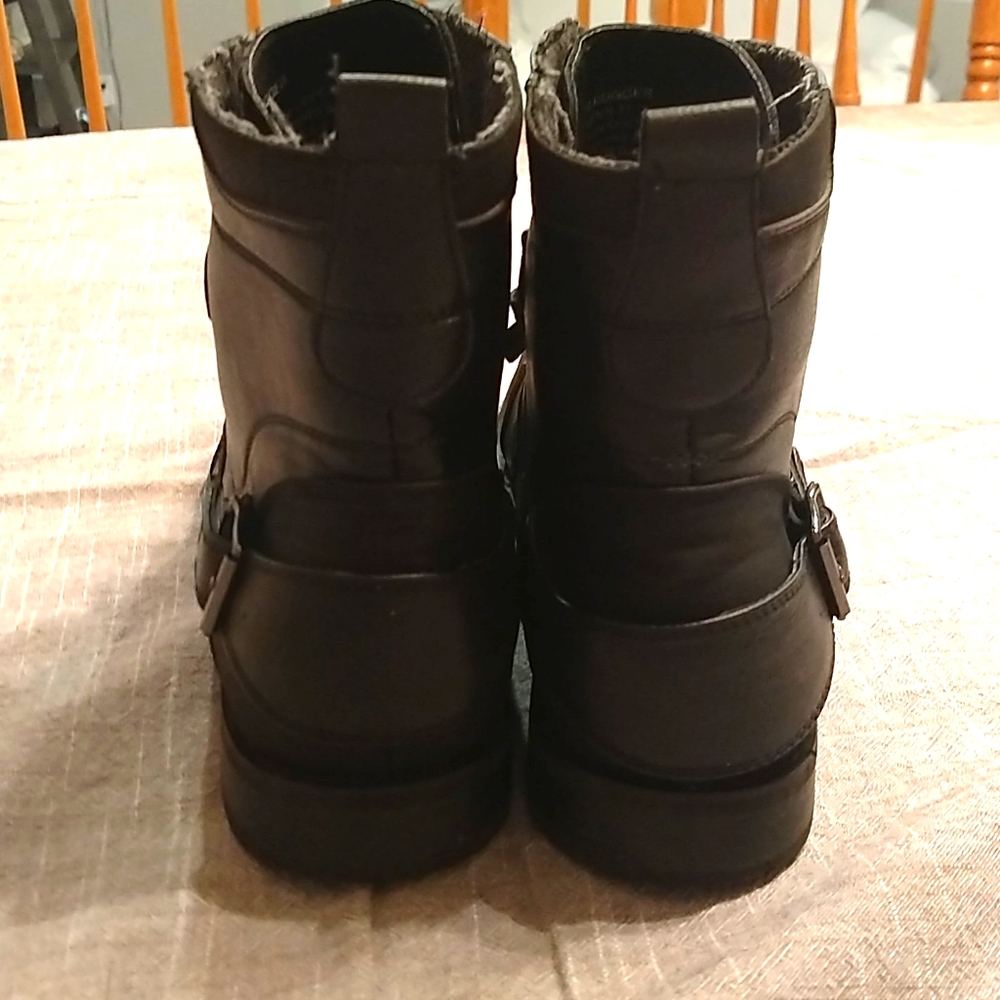 Steve Madden Rugger Boots - Picture 3 of 5